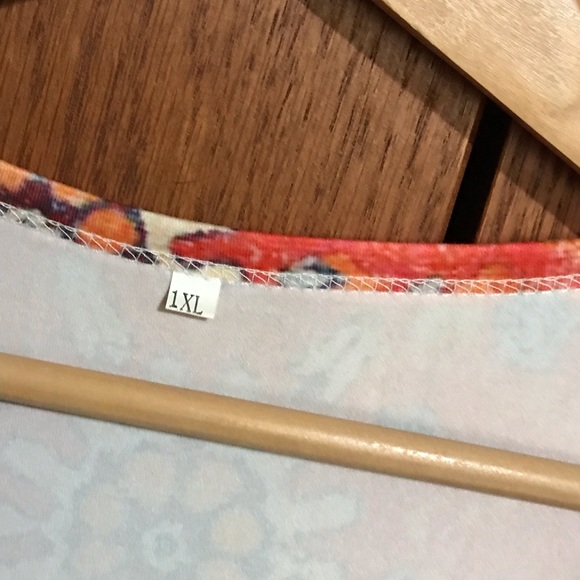 Women’s Size 1XL Floral V-Neck Long Sleeve Top Shirt Blouse Multi Colors Print - Picture 4 of 5